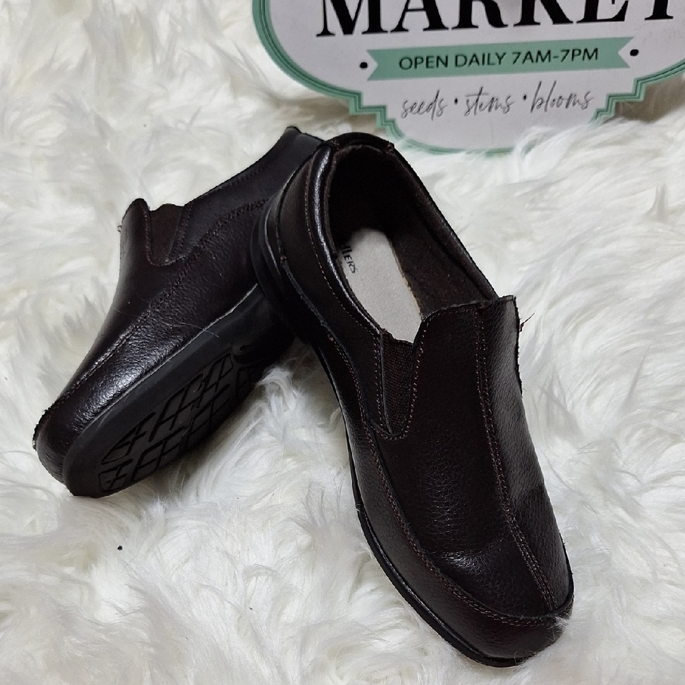 Womans Brown Leather Slip-On Shoes